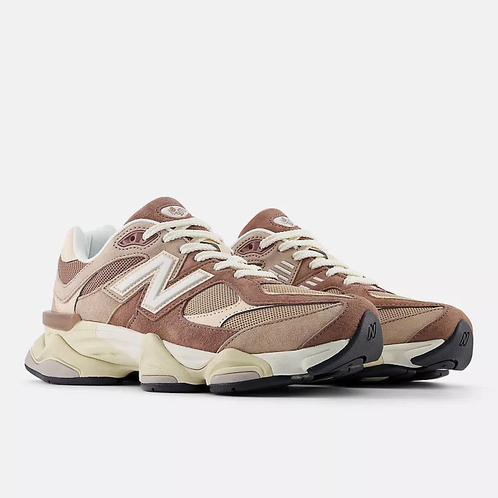 NEW BALANCE SPARROW WITH FLAT TAUPE AND VINTAGE ROSE