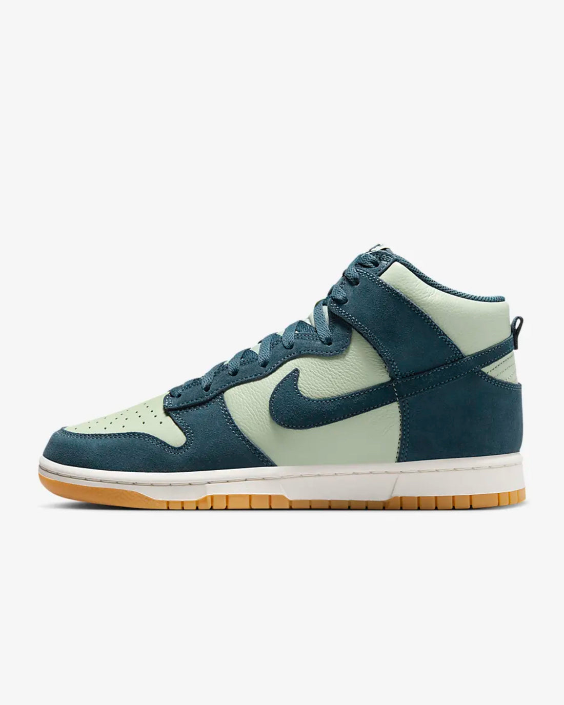 Nike Dunk High Retro SE
Men's Shoes